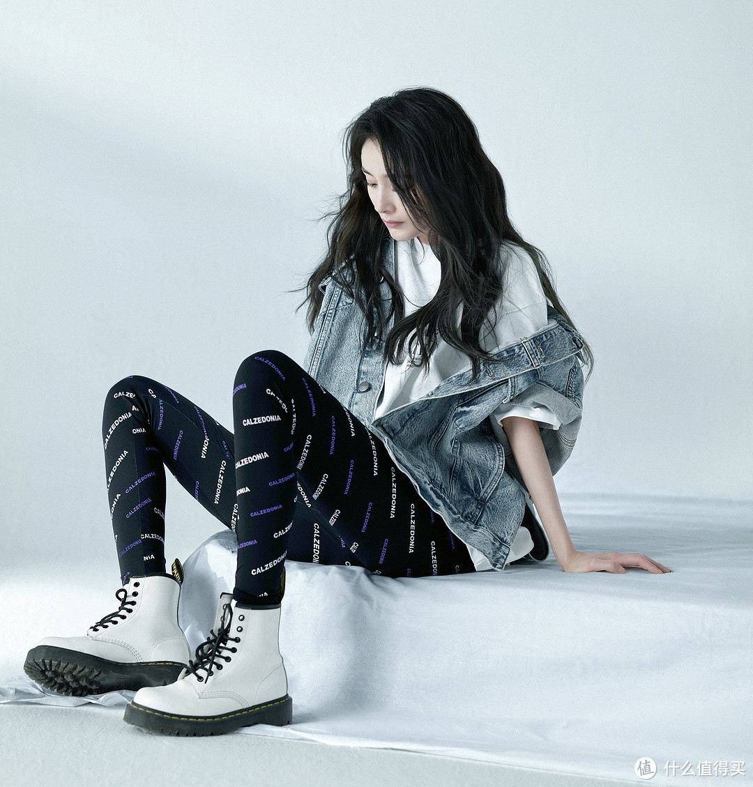 杨幂代言的丝袜品牌——CALZEDONIA，同款轻牛仔、印花连裤袜春夏新品已上架！
