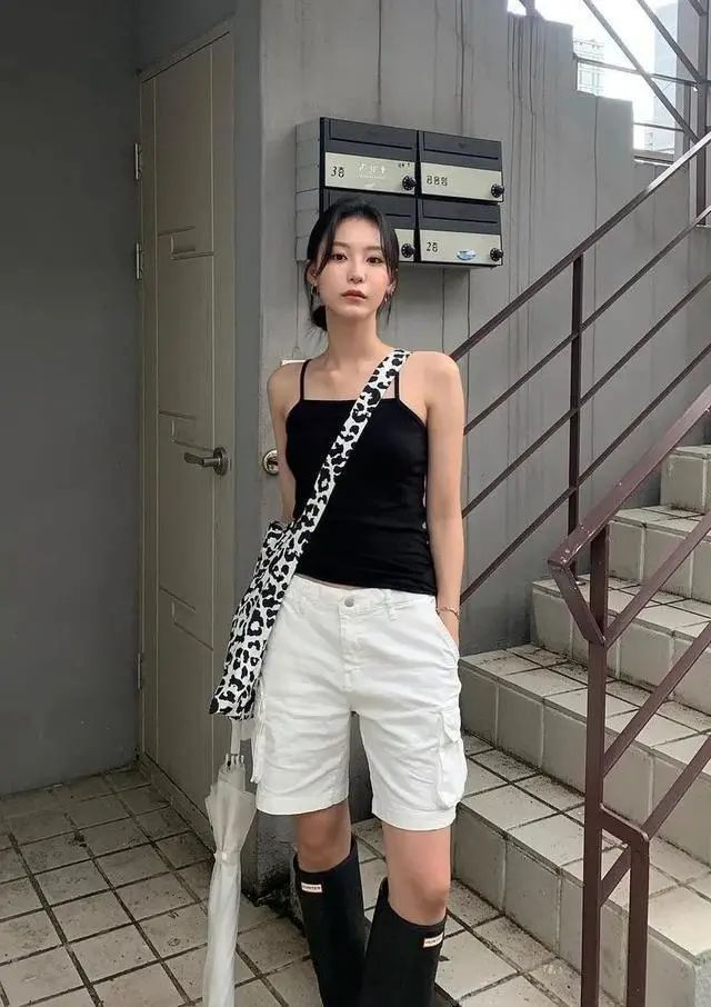 百慕大短裤 轻松成为高级时髦精